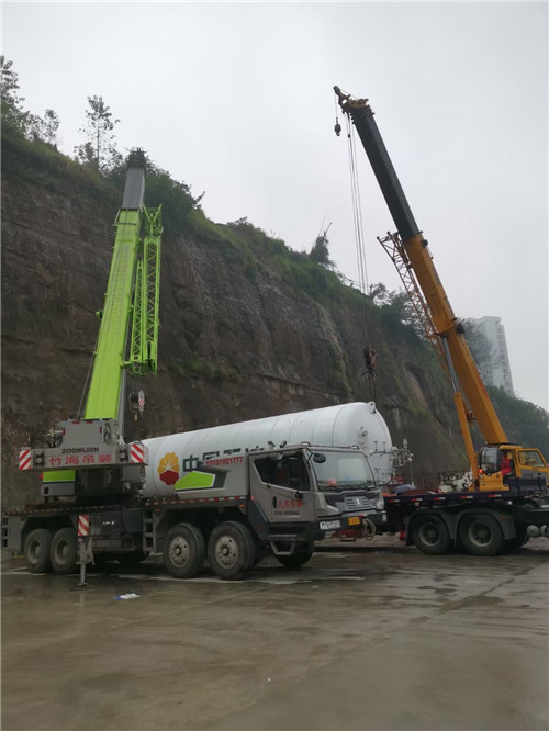 大名县“不怕风雨冻”—— 吊车的 “恶劣环境适应” 技术