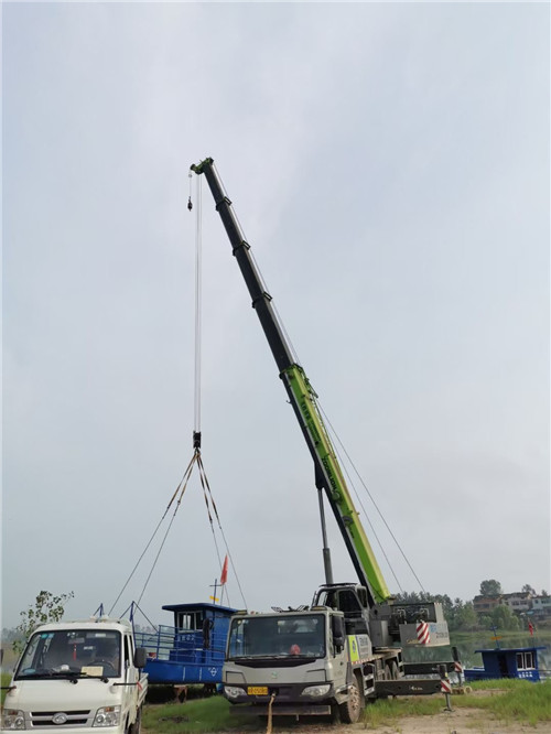 大名县桥梁建设吊装案例